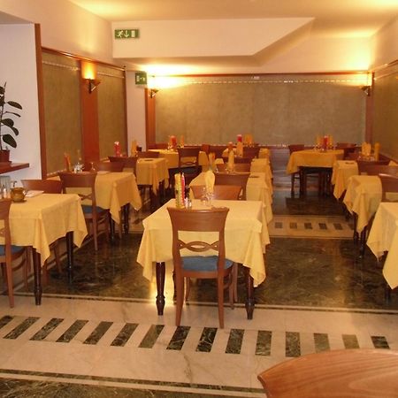 Hotel Centrale San Pellegrino Terme Esterno foto