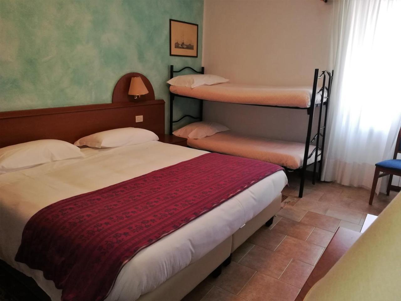 Hotel Centrale San Pellegrino Terme Esterno foto
